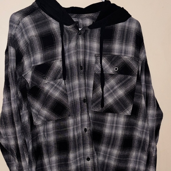 Men's Black and Gray Plaid Hooded Button Down Shirt. Size L - Picture 2 of 10